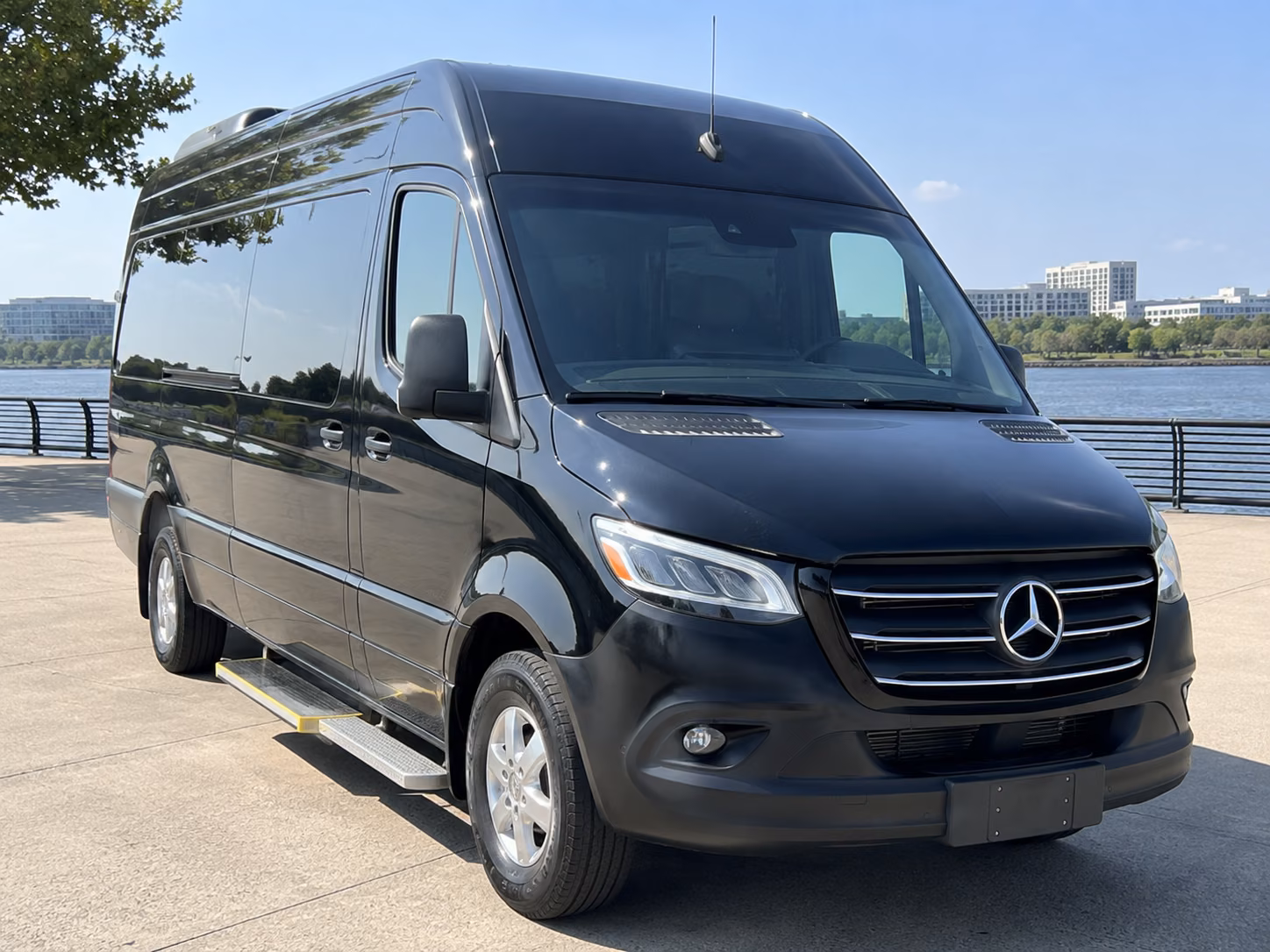 las cruces parking shuttle and park and ride bus rentals